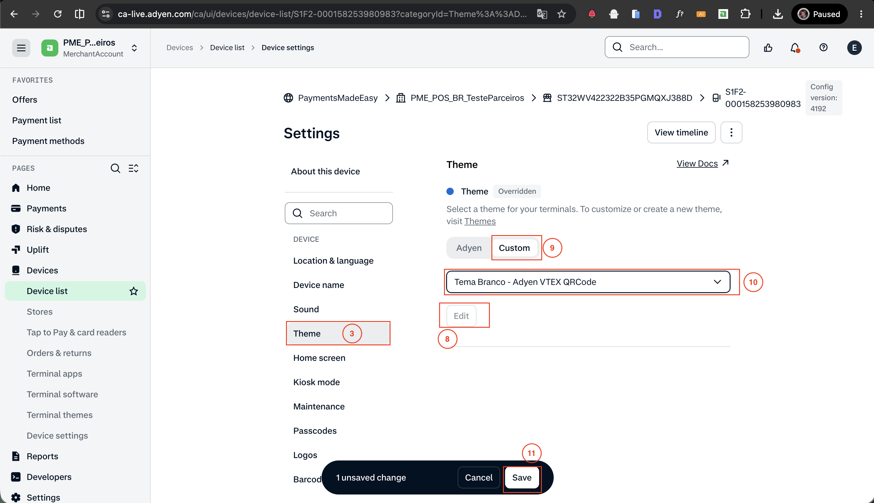Selecting the custom Light mode theme on the terminal